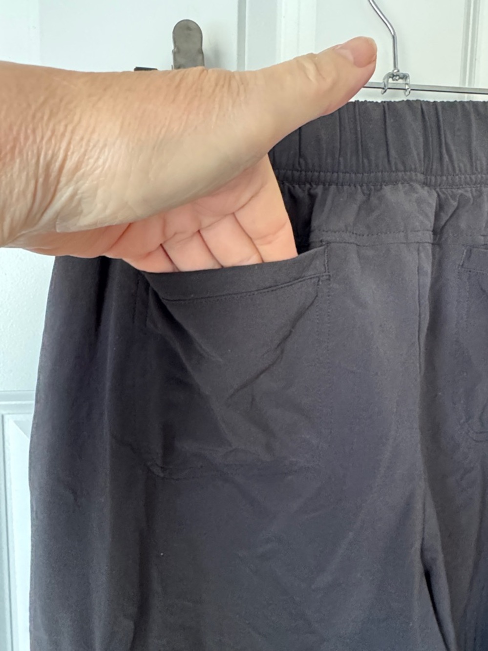 Eddie Bauer Departure Ankle Pants‎ - Black - Large - Picture 5 of 7